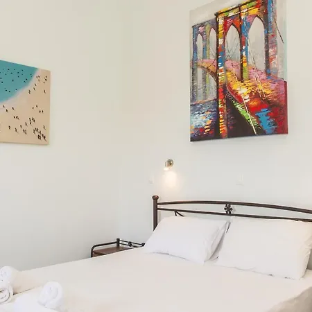 Tasos Rooms Aparthotel Kardhamili