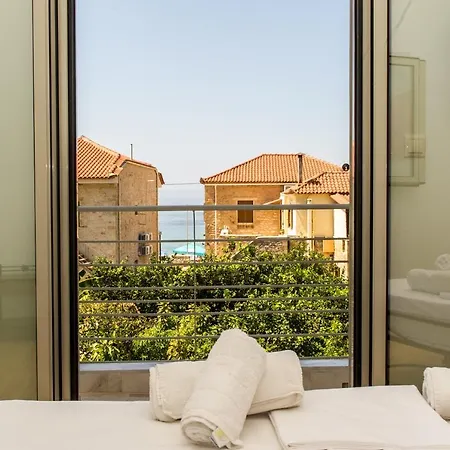 Tasos Rooms Aparthotel *