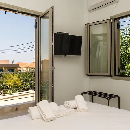 Tasos Rooms Aparthotel
