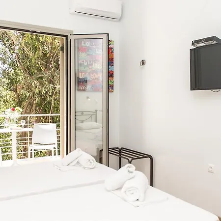 Tasos Rooms Aparthotel *